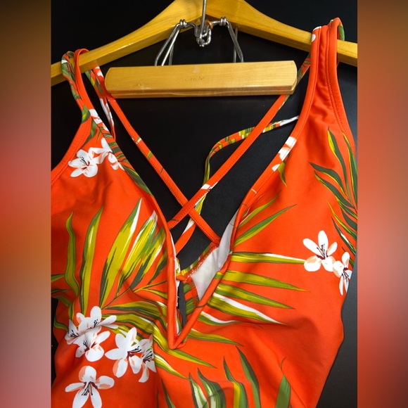 Kona Sol Coral Floral One Piece Strappy Back Swimsuit Size Large NWOT - Picture 6 of 9